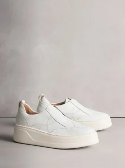 Sneakers|Next - Signature leren sneakers met dikke plateauzolen en sleehak Wit