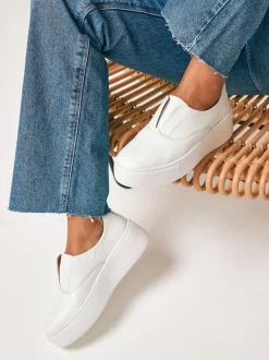 Sneakers|Next Wit - Signature leren sneakers met dikke plateauzolen en sleehak