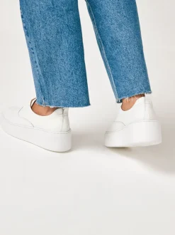 Sneakers|Next Wit - Signature leren sneakers met dikke plateauzolen en sleehak