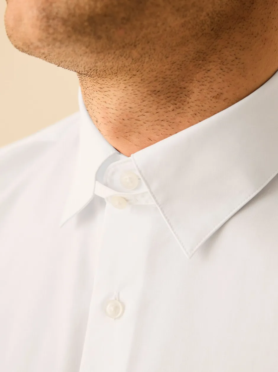 Formele Overhemden*Next Wit - Slim fit, eenvoudig te strijken, net Oxford-overhemd met kraaglusje en enkele manchetten