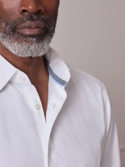 Formele Overhemden|Next - Slim Fit - Signature Textured Long Sleeve Shirt Wit met afwerking