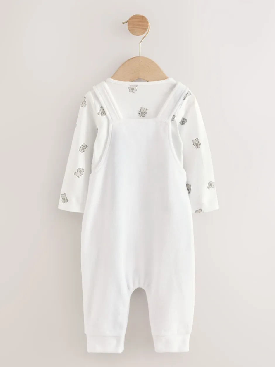 Tuinbroeken*Next Wit met berenprint - Velours babyset met bretelbroek en rompertje (0-12mnd)