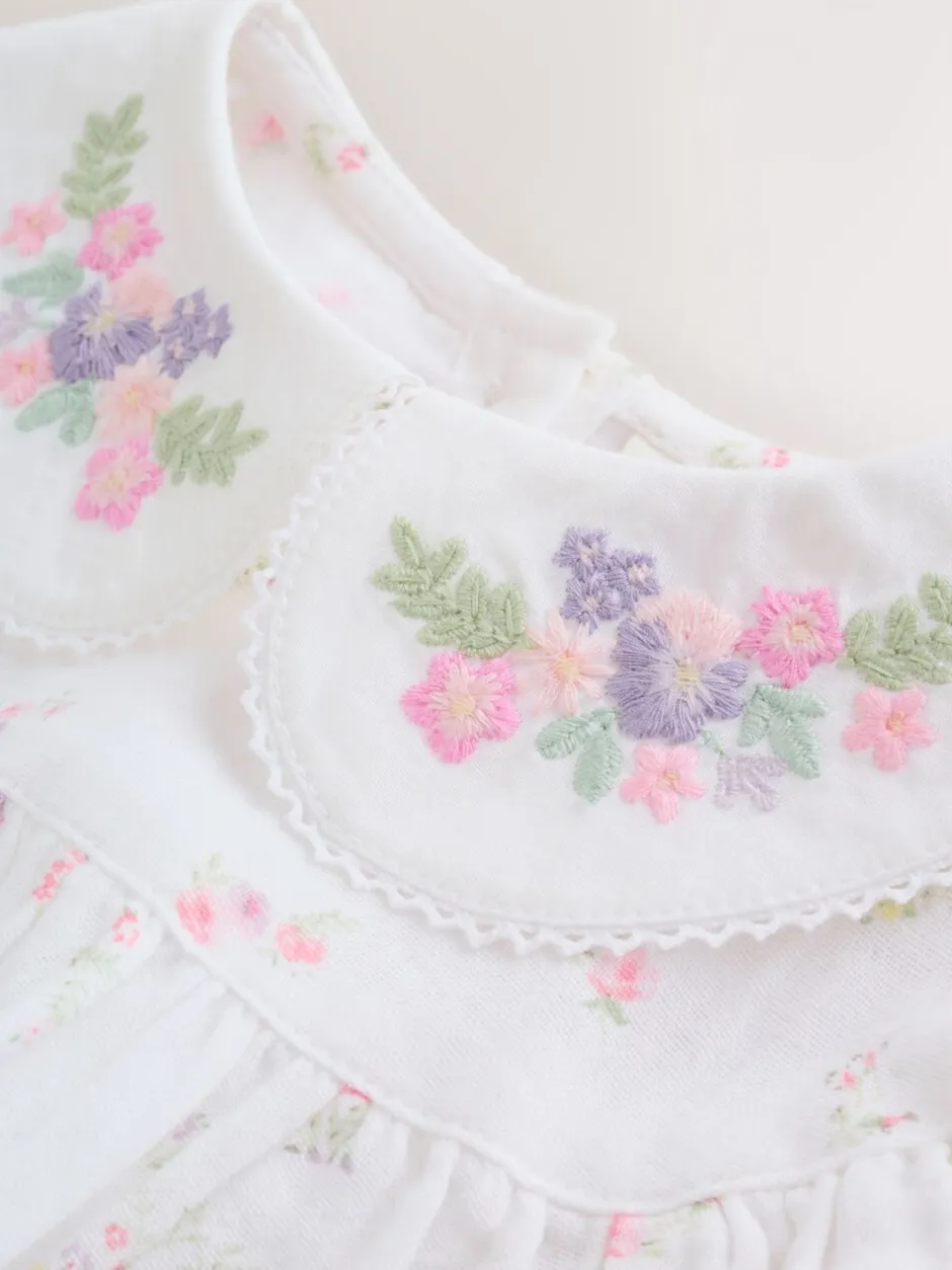 Rompertjes En Tuinbroeken|Babypakjes En Babypyjama's|Next Wit/roze met fijne print - Babyrompers met bloemenprint Set 2 -delig met maillot (0mnd -3jr)