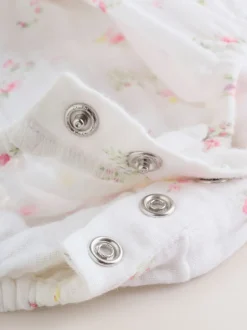Rompertjes En Tuinbroeken|Babypakjes En Babypyjama's|Next Wit/roze met fijne print - Babyrompers met bloemenprint Set 2 -delig met maillot (0mnd -3jr)