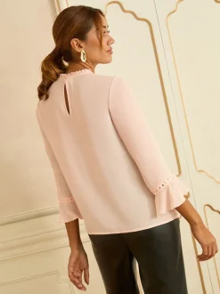 Blouses En Overhemden*Love & Roses - Hardware Detail Flute Sleeve Blouse Zachtroze met hart