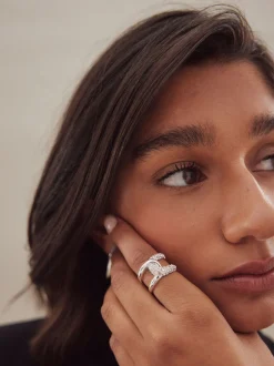 Sieraden*Next - Interlink Sparkle Ring Zilverkleurig