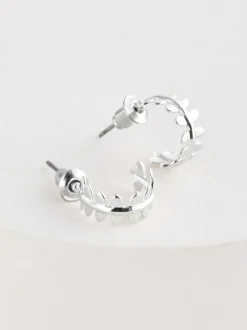 Sieraden*Next - Kleine oorringen met bladmotief Zilverkleurig