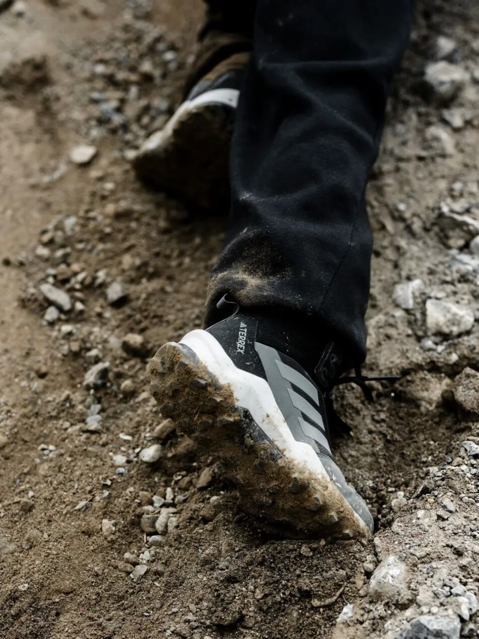 Boots*adidas - Terrex Ax4r Mid wandelschoenen voor kinderen Zwart
