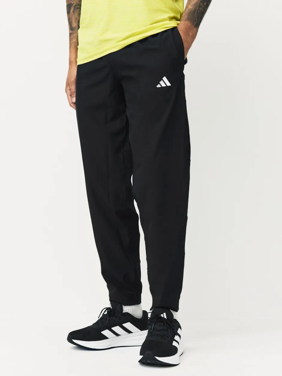 Joggingbroeken|adidas - Train Essentials geweven joggingbroek Zwart