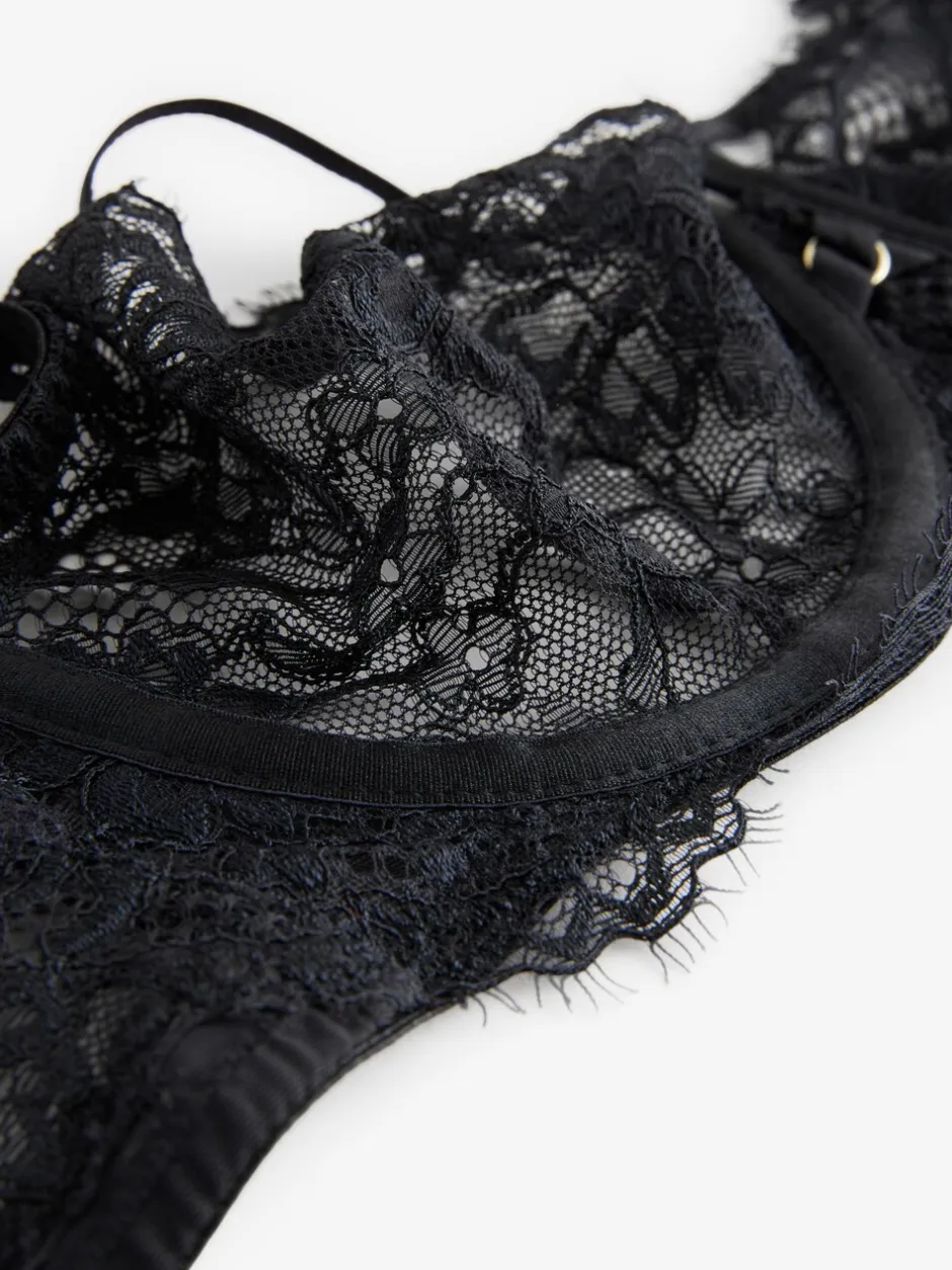 Beha's*Next - A-E Lace Bra Zwart