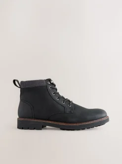 Boots*Next - Borg gevoerde laarzen met koordafwerking Zwart