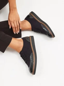 Ruimvallend En Extraruimvallend|Lage Schoenen*Next - Brogue Lace Up Chunky Sole Shoes Zwart