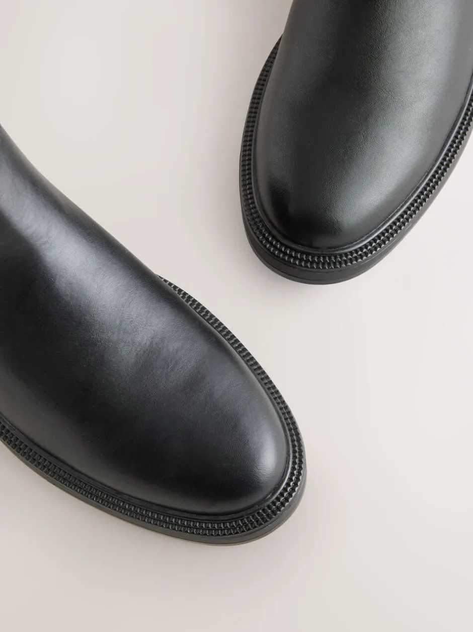 Ruimvallend En Extraruimvallend*Next - Chelsea Boots met gesp Zwart