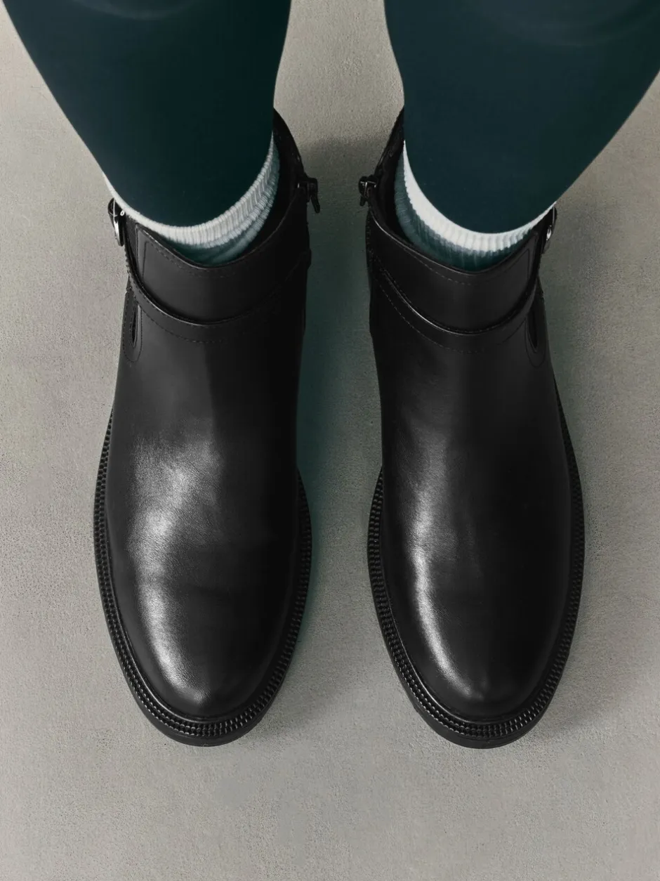 Boots|Ruimvallend En Extraruimvallend*Next Zwart - Chelsea Boots met gesp