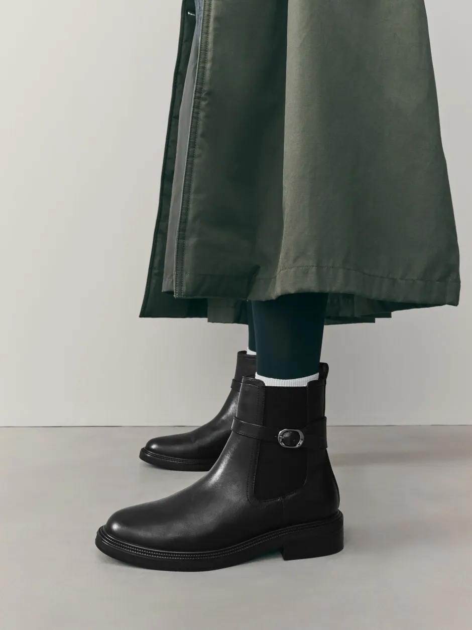 Boots|Ruimvallend En Extraruimvallend*Next Zwart - Chelsea Boots met gesp