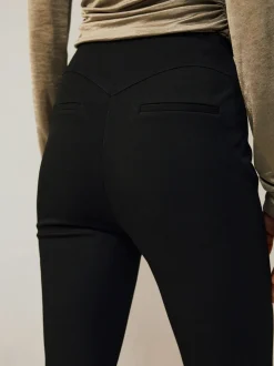 Broeken*Next - Corrigerende broek met grote zakken Zwart