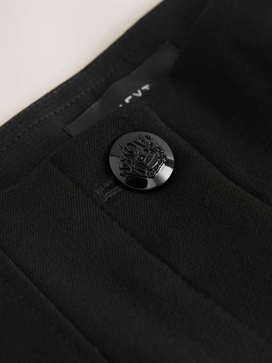 Broeken*Next - Corrigerende broek met grote zakken Zwart