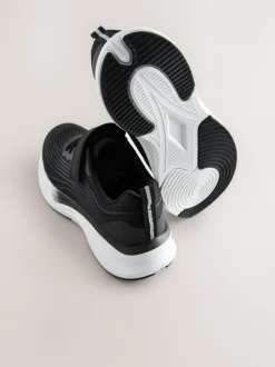Sneakers|Sneakers*Next - Elastische sneakers met veters Zwart