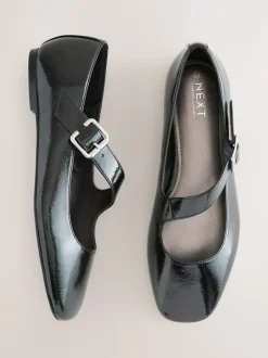 Lage Schoenen*Next - Forever Comfort® Asymmetric Mary Jane Shoes Zwart