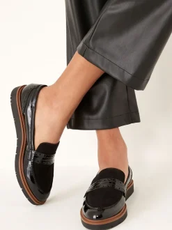 Ruimvallend En Extraruimvallend|Lage Schoenen|Next - Forever Comfort® Brogue Instappers Zwart