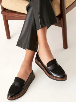 Ruimvallend En Extraruimvallend|Lage Schoenen|Next - Forever Comfort® Brogue Instappers Zwart