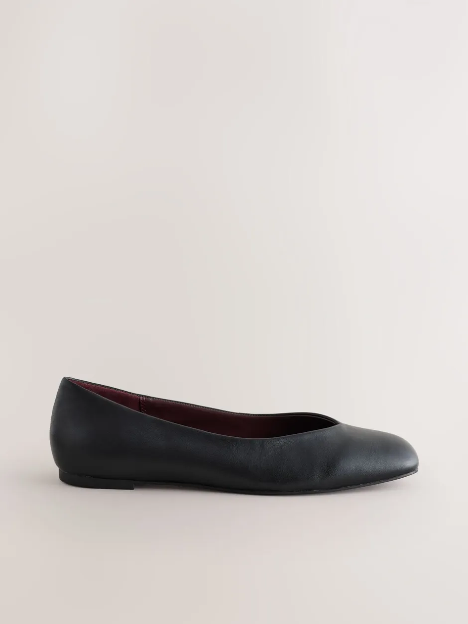 Lage Schoenen*Next - Forever Comfort® Leather Square Toe Ballerina Flats Zwart