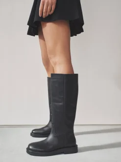 Ruimvallend En Extraruimvallend|Boots|Next - Forever Comfort® leren kniehoge laarzen met ronde neus en plateauzool Zwart