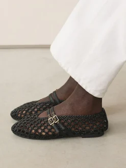 Lage Schoenen|Next - Forever Comfort® Mary Jane-schoenen met ronde neus en dubbele bandjes Zwart