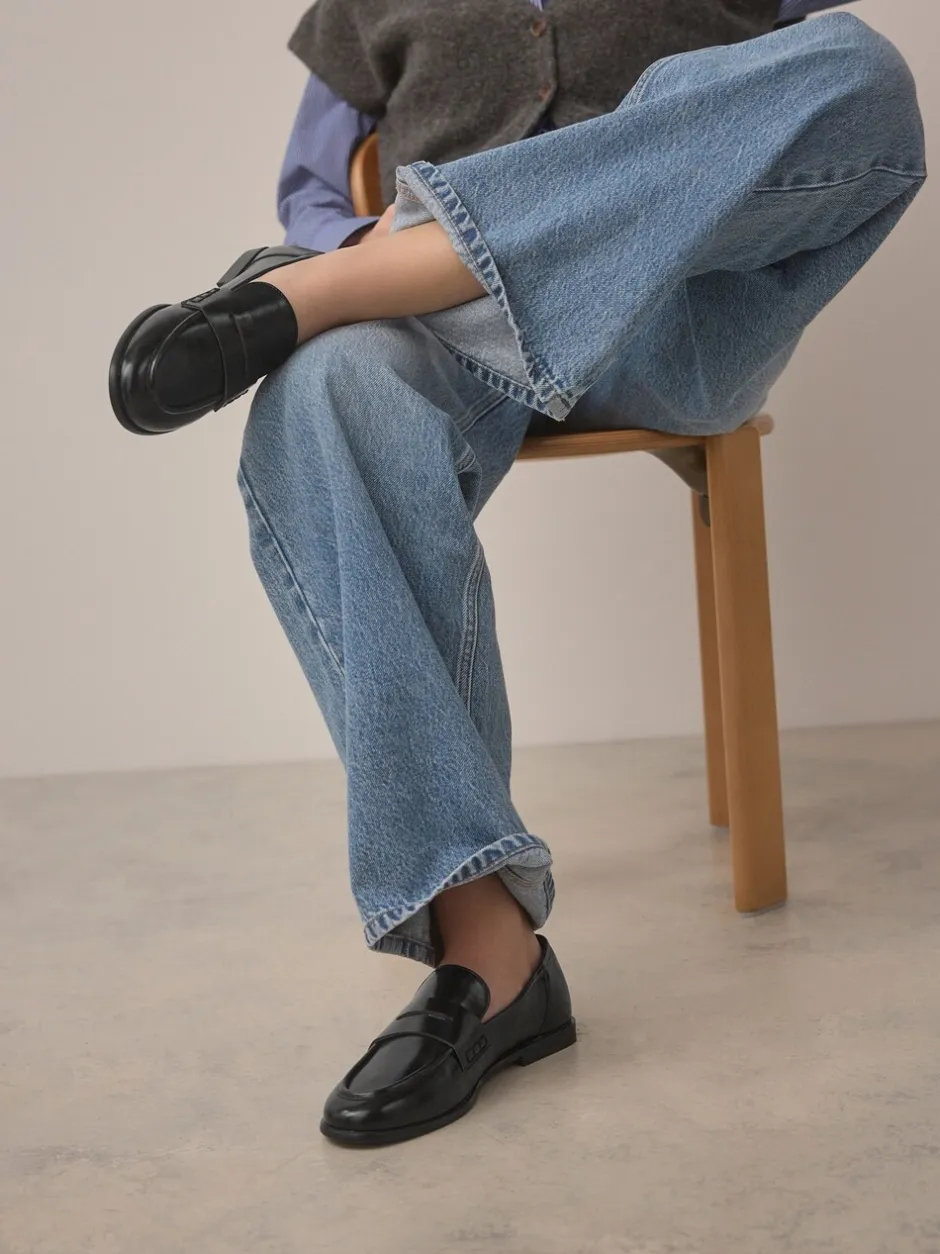 Ruimvallend En Extraruimvallend|Lage Schoenen*Next - Forever Comfort® Penny loafers met ronde neus Zwart