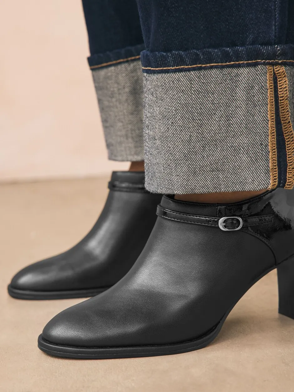 Ruimvallend En Extraruimvallend|Boots*Next Zwart - Forever Comfort® Round Toe Block Heel Buckle Detail Shoe Boots
