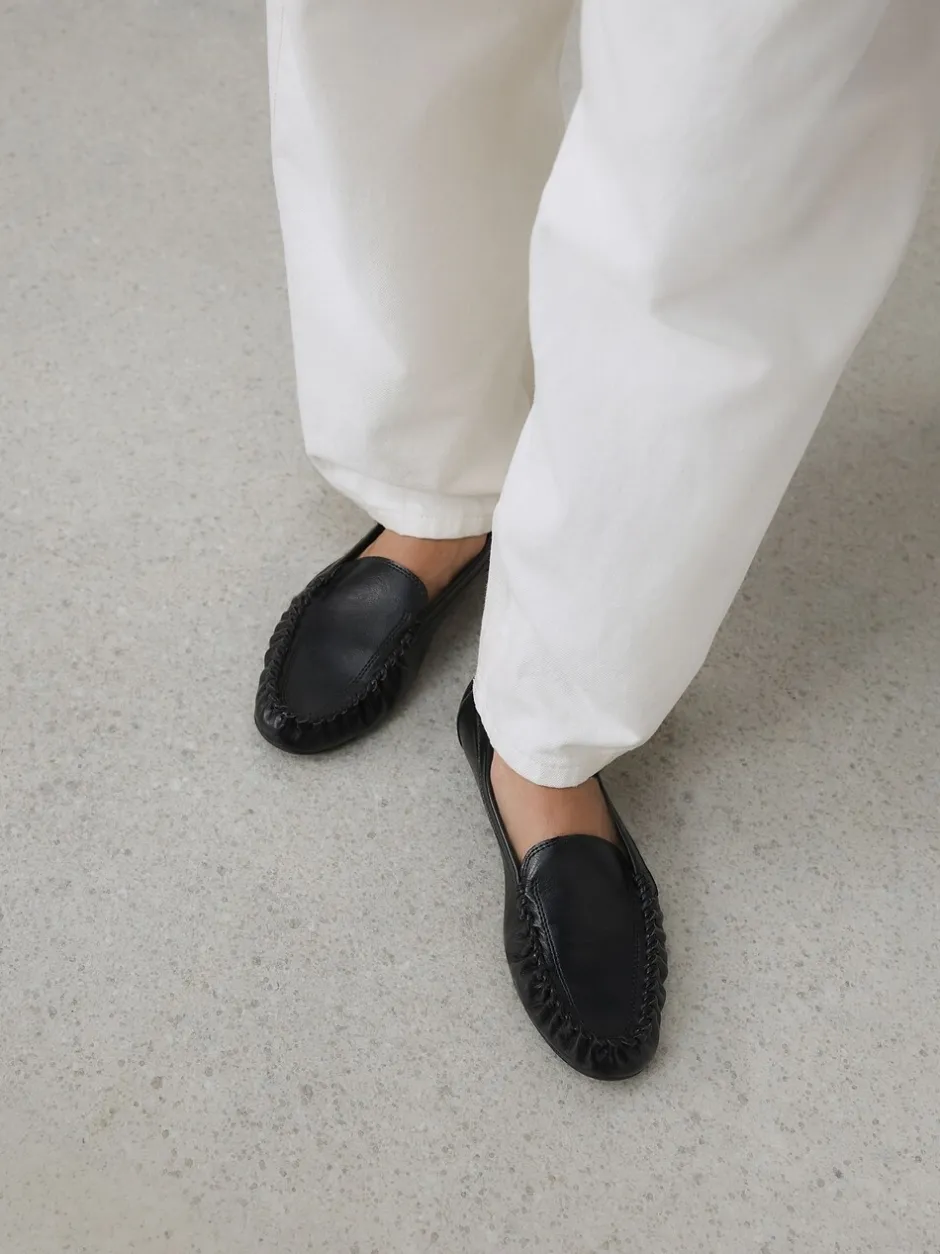 Lage Schoenen|Next - Forever Comfort® Soft Ruched Loafers Zwart