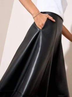 Rokken*Friends Like These - Faux Leather Midi Skirt Zwart