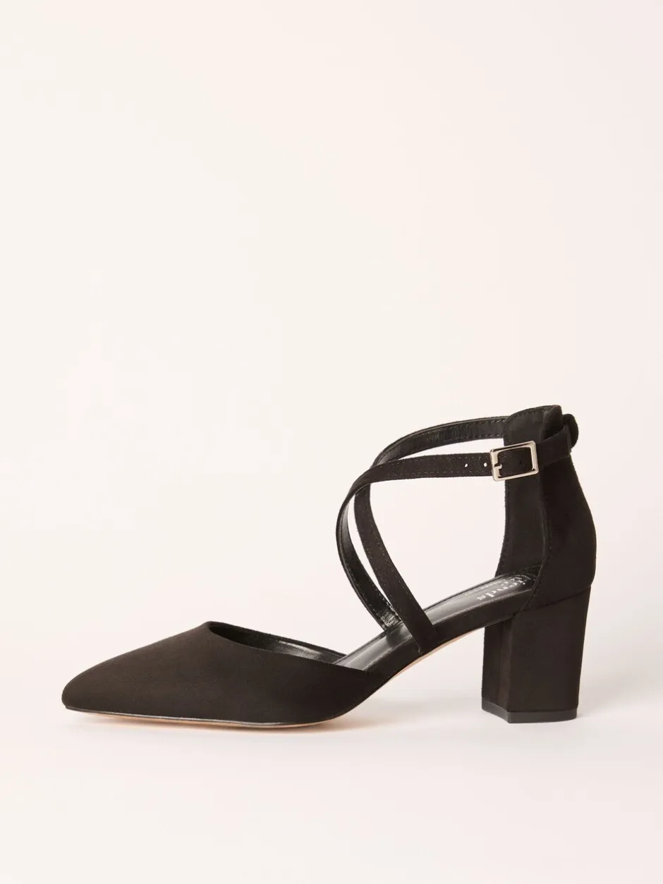 Ruimvallend En Extraruimvallend|Schoenen Met Hakken*Friends Like These - pumps met blokhak en gekruiste bandjes Zwart