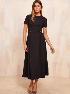 Jurken|Friends Like These - Getailleerde midi-jurk met tabdetail en korte mouwen Zwart