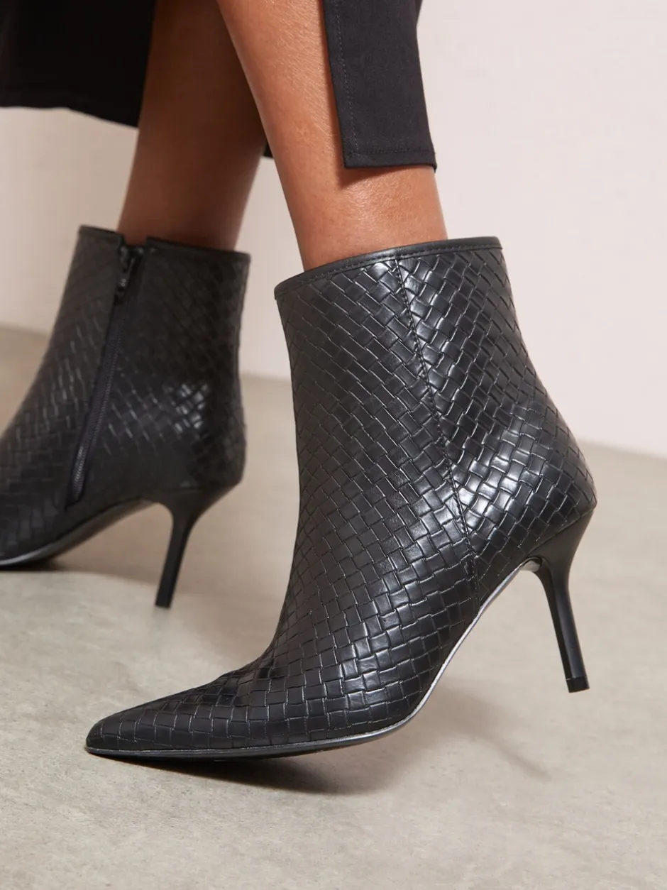 Boots|Friends Like These - Faux Leather Mid Heel Smart Point Toe Woven Ankle Boots Zwart
