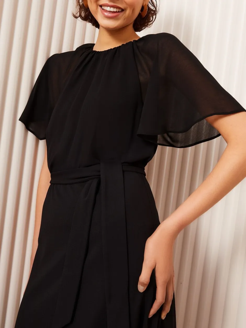 Gelegenheidskleding|Jurken*Friends Like These - scuba chiffon midi-jurk met fladdermouwen Zwart