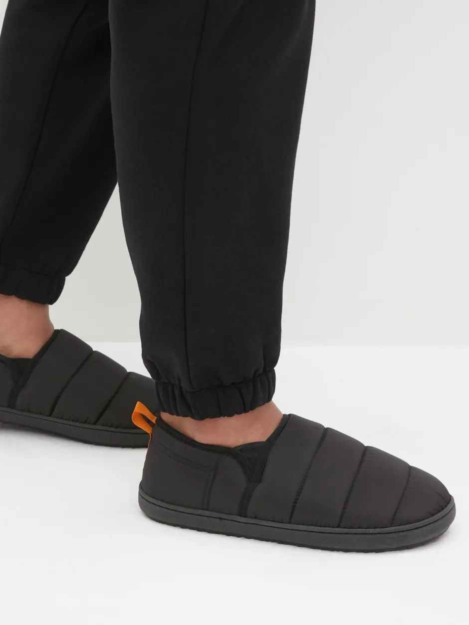 Pantoffels|Loungewear|Next Zwart - Gewatteerde pantoffels