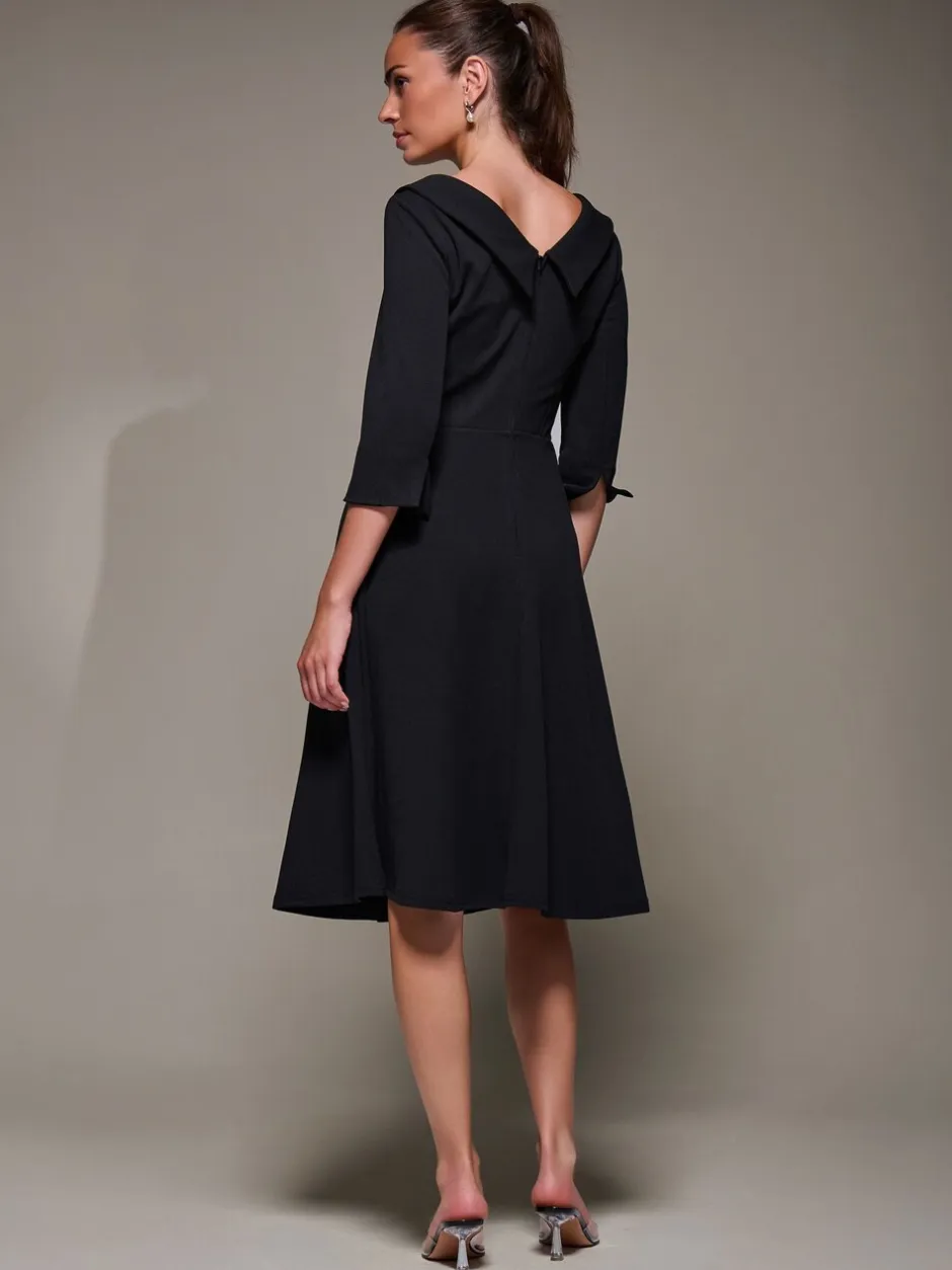 Gelegenheidskleding|Jurken|Jolie Moi - Buttoned Fold Collar Midi Dress Zwart