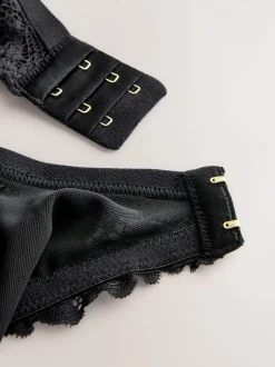 Beha's*Next - Kanten ultieme comfortabele beha Zwart