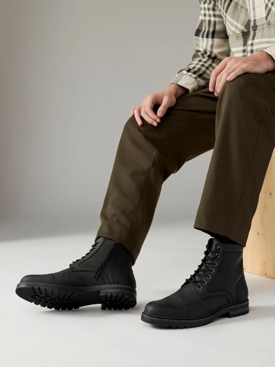Boots*Next - Leather Toe Cap Zip Up Boots Zwart