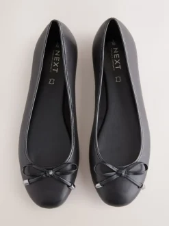 Lage Schoenen|Ruimvallend En Extraruimvallend|Next Zwart - Leren Ballerina's met ronde neus