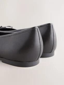 Lage Schoenen|Ruimvallend En Extraruimvallend|Next Zwart - Leren Ballerina's met ronde neus
