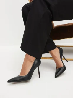 Ruimvallend En Extraruimvallend|Schoenen Met Hakken|Next - Leren spitse pumps Zwart