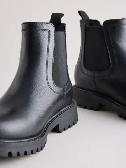 Boots|Schoolkleding|Next - Leren warmgevoerde Chelsea-laarzen Zwart