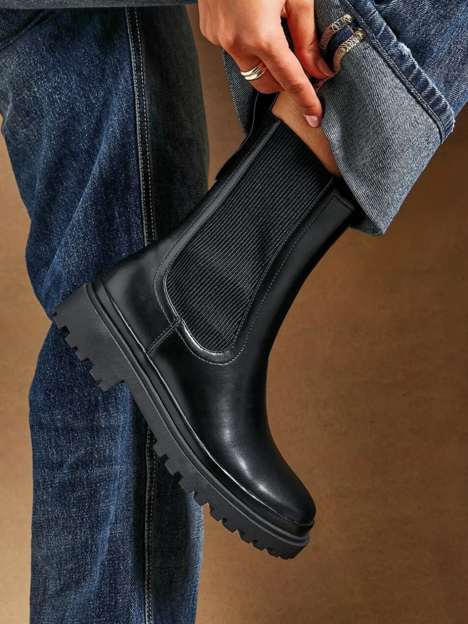 Boots*Linzi - Command Chunky Sole Chelsea Boots Zwart