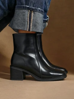 Boots|Linzi - Wander Block Heel Ankle Boots Zwart