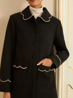 Jassen En Jacks*Love & Roses - Mid Length Scallop Trim Dolly Coat Zwart