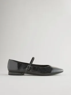 Ruimvallend En Extraruimvallend|Lage Schoenen|Next - Mary Jane-schoenen met ronde neus Zwart