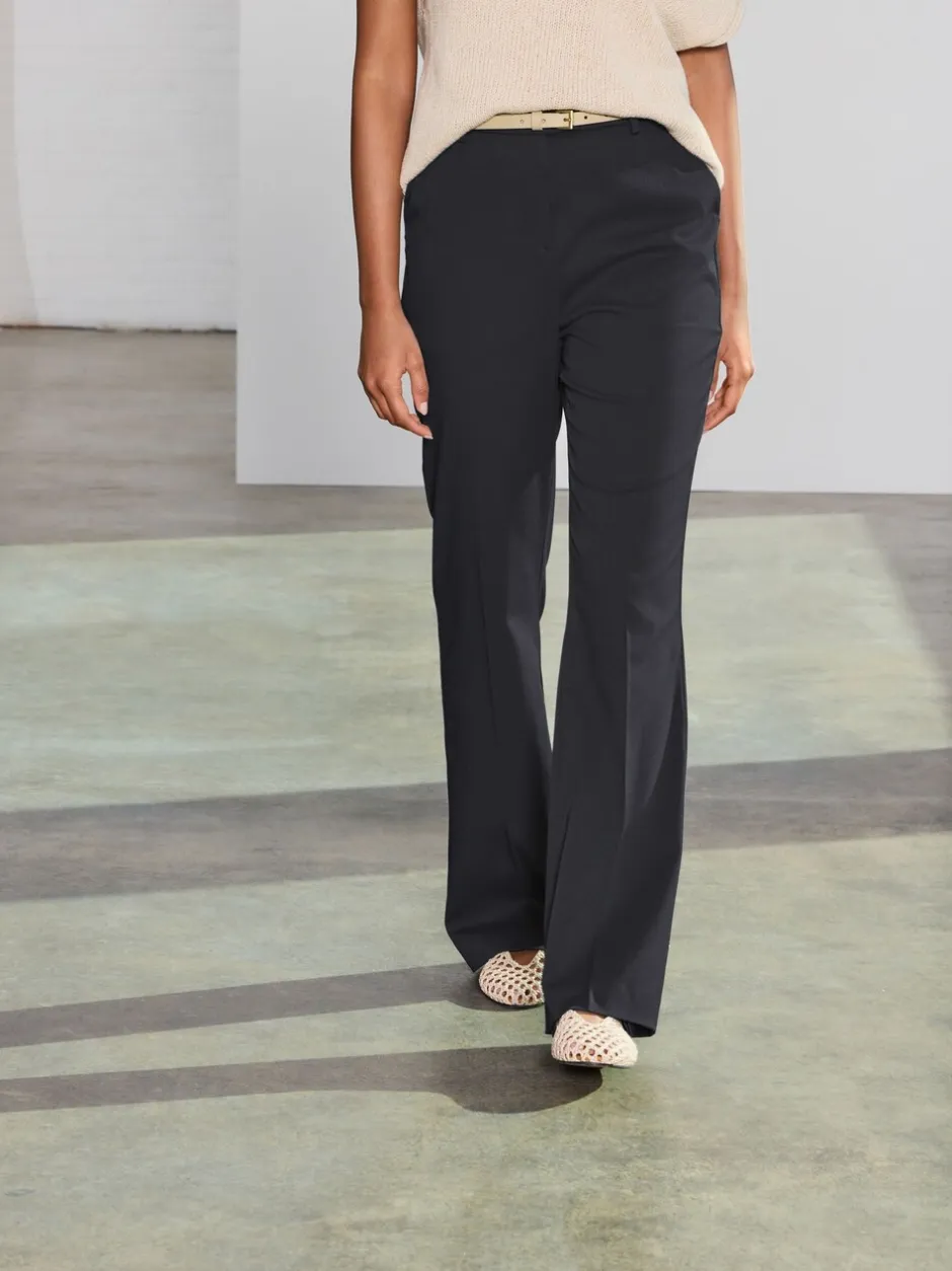 Kostuums En Werkkleding|Broeken|Next Zwart - Modieus gesneden bootcut broek