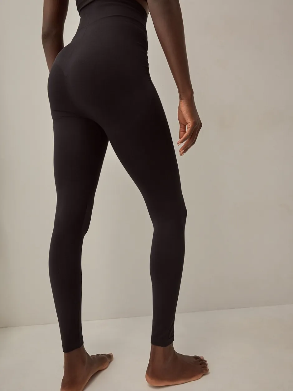 Sportkleding|Leggings En Joggingbroeken|Next Zwart - Naadloze vormgevende legging met buikcorrectie